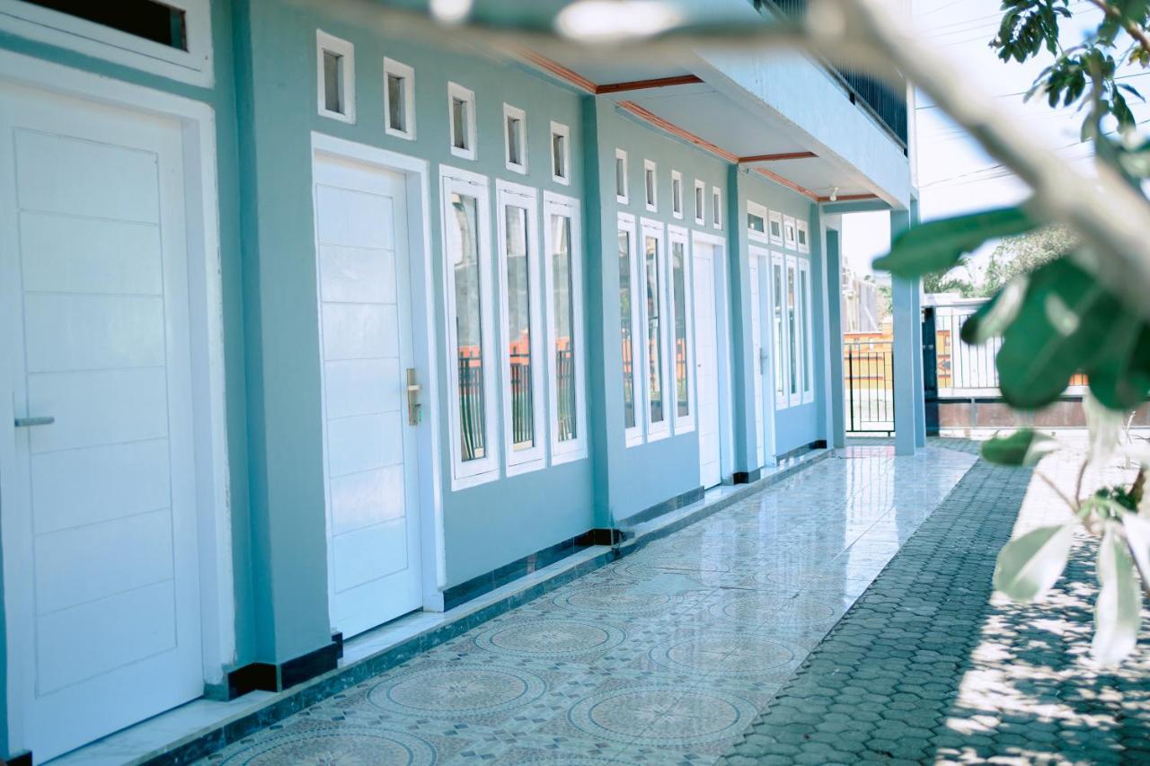 Getrudis Guesthouse Labuan Bajo Bagian luar foto